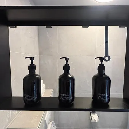 Near Amsterdam And Airport, 90m2, Privacy!